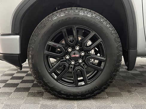 Used 2023 GMC Sierra 1500 Elevation AWD/4WD image 13
