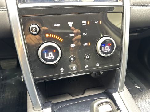 Used 2022 Land Rover Discovery Sport SE AWD/4WD image 62