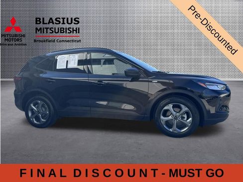 Used 2025 Ford Escape ST-Line FWD image 4