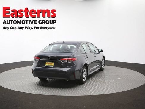Used 2025 Toyota Corolla LE FWD image 38
