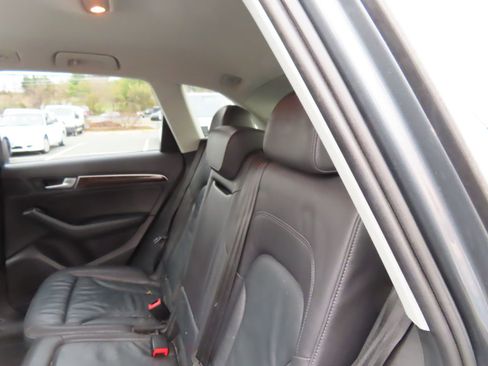 Used 2015 Audi Q5 2.0T Premium image 21