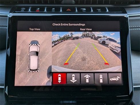 New 2025 Jeep Grand Cherokee Limited w/ Luxury Tech Group II image 19