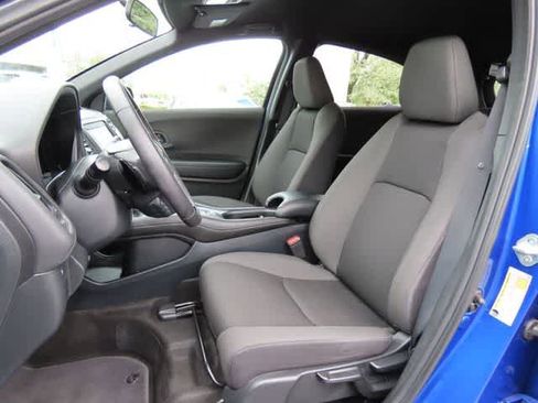 Used 2022 Honda HR-V Sport image 11