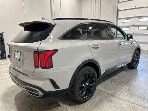 Used 2022 Kia Sorento SX FWD image 6