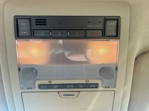 Used 2010 Lexus LS 460 L AWD/4WD image 18