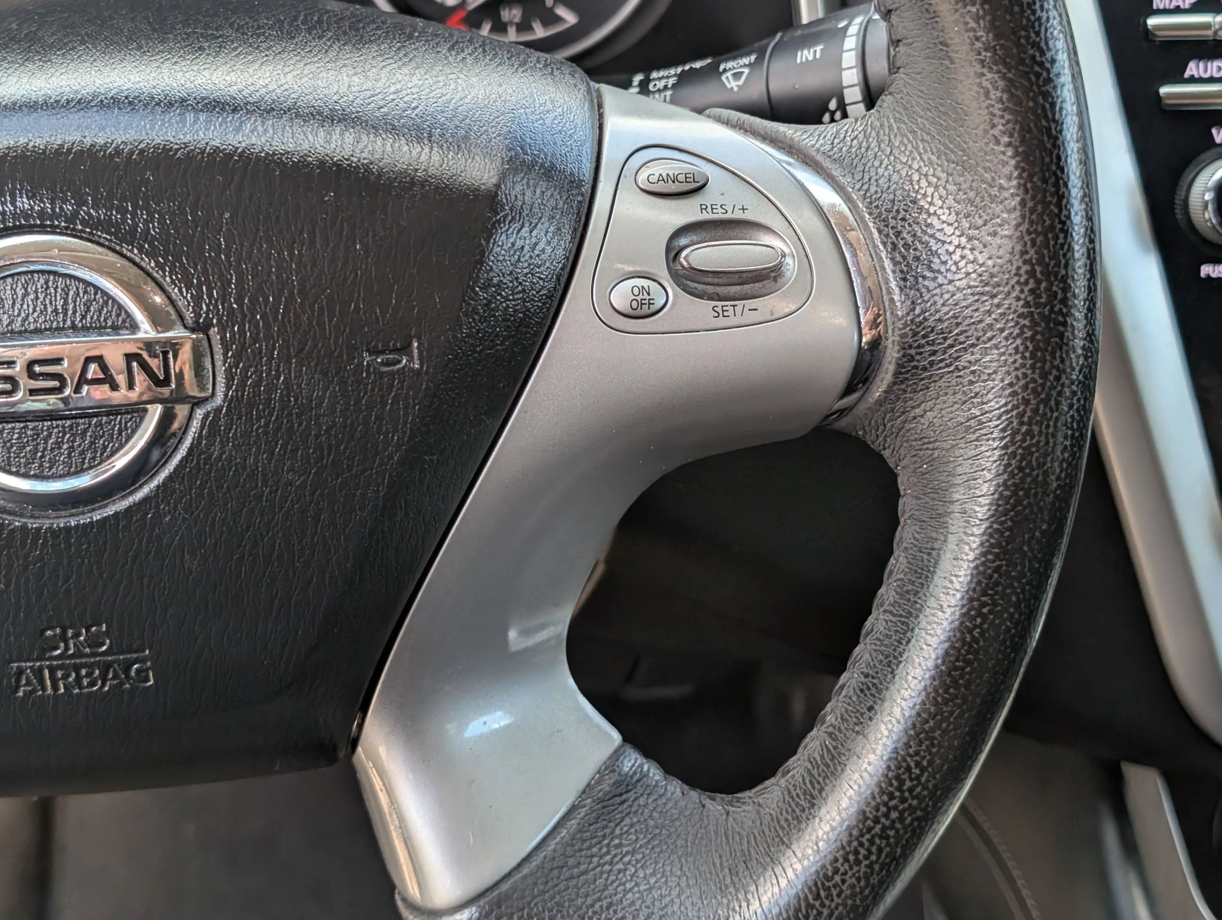 Used 2017 Nissan Murano SV FWD image 23