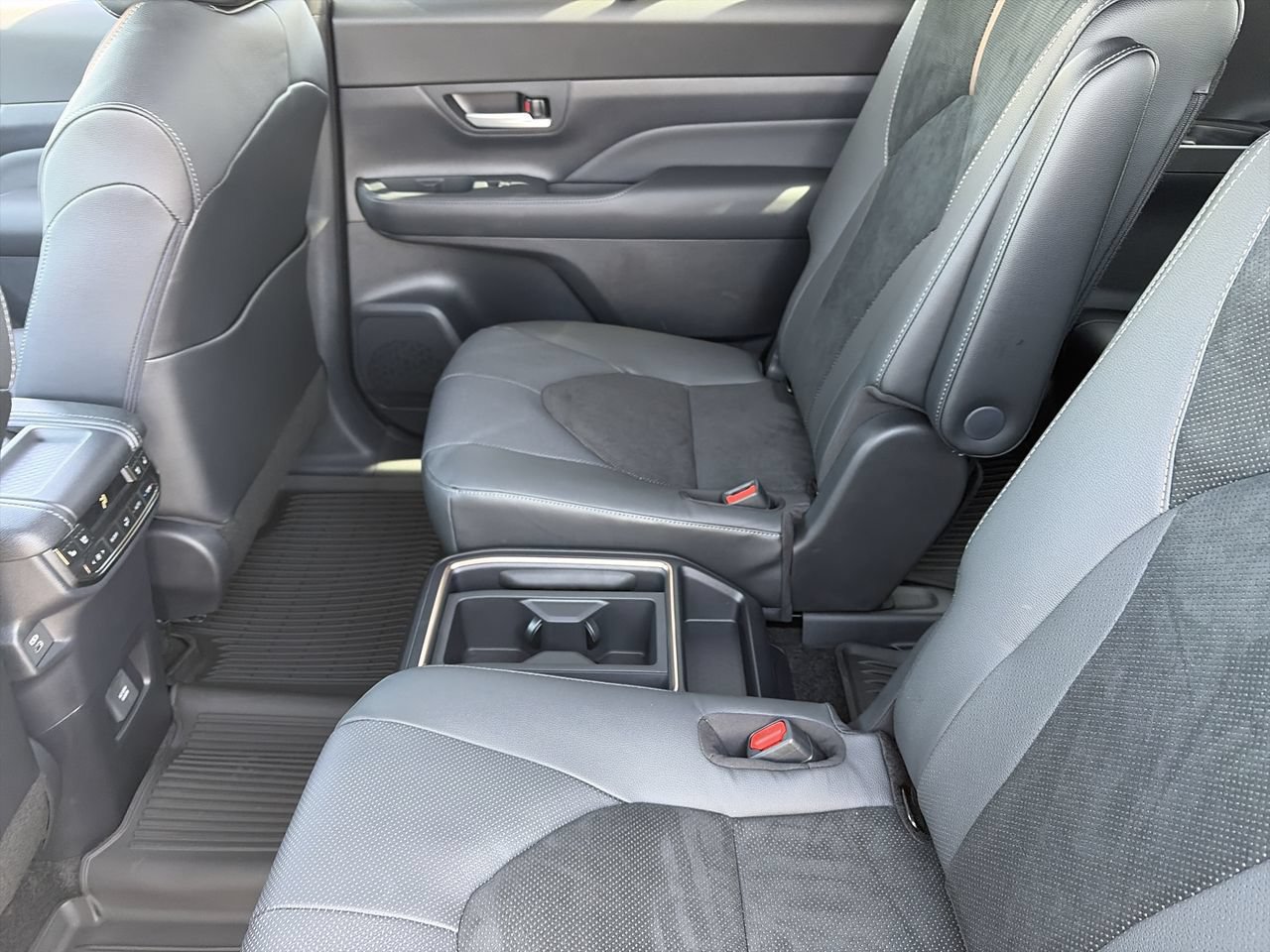 New 2026 Toyota Grand Highlander AWD Hybrid image 21