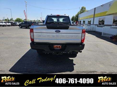 Used 2022 Ford F250 XL w/ Power Equipment Group image 3