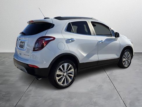 Used 2020 Buick Encore Preferred w/ Safety Package image 5