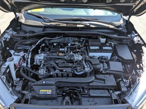 Used 2023 Toyota Corolla Cross L FWD image 42