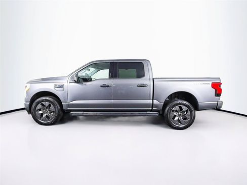Used 2024 Ford F150 Lightning XLT AWD/4WD image 8