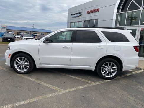 Used 2024 Dodge Durango GT image 2