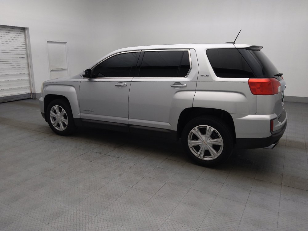 Used 2017 GMC Terrain SLE FWD image 3