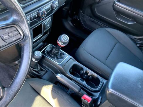 Used 2021 Jeep Wrangler Unlimited Sport image 15