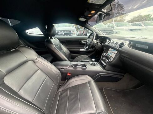 Used 2018 Ford Mustang GT Premium w/ GT Performance Package RWD image 8