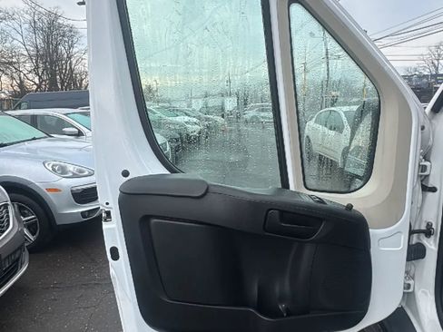 Used 2017 RAM ProMaster 3500 image 9