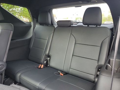 New 2026 Chevrolet Traverse High Country w/ LPO, Floor Liner Package AWD/4WD image 10