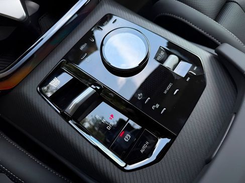 New 2026 BMW X3 xDrive30i AWD/4WD image 21