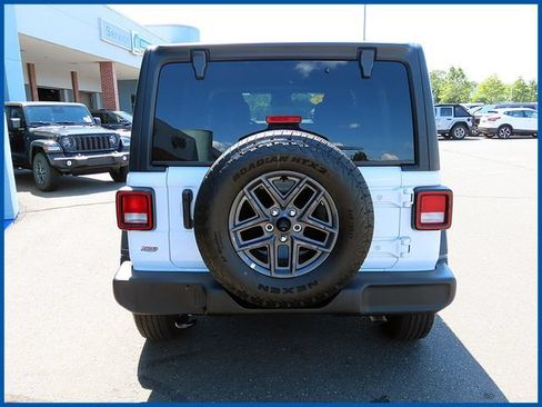 Certified 2025 Jeep Wrangler Unlimited Sport AWD/4WD image 6
