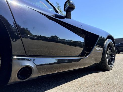 Used 2006 Dodge Viper SRT-10 RWD image 31