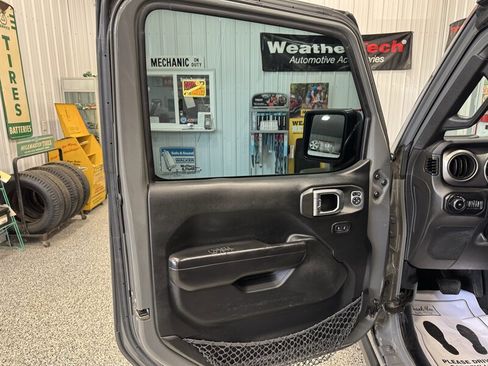 Used 2020 Jeep Wrangler Unlimited Sport AWD/4WD image 26