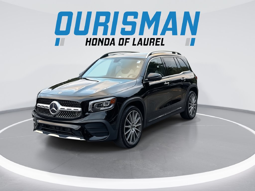 Used 2023 Mercedes-Benz GLB 250 4MATIC w/ AMG Line image 4