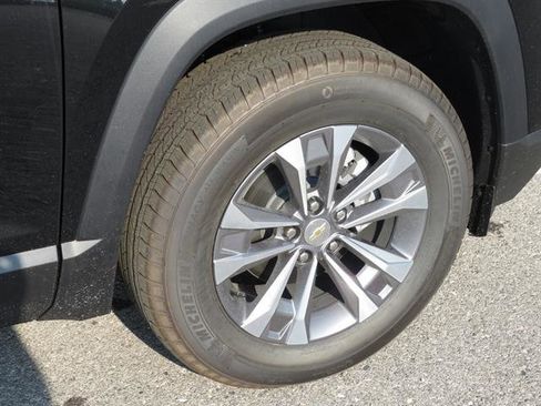 New 2026 Chevrolet Equinox LT w/ Convenience Package II image 7