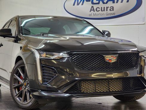 Used 2020 Cadillac CT4 V w/ Climate Package image 15