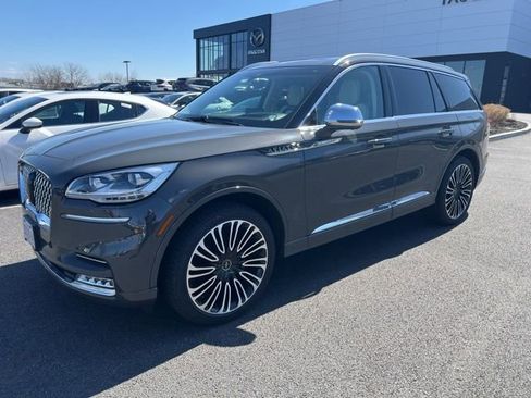 Used 2022 Lincoln Aviator Black Label image 1