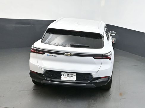 New 2025 Chevrolet Equinox EV LT FWD image 35