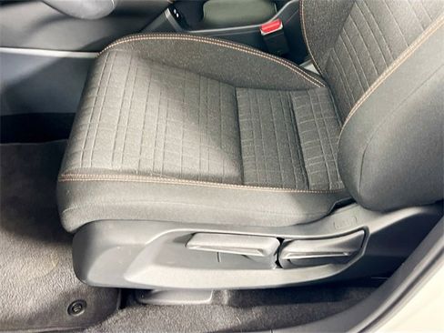 Certified 2025 Honda HR-V Sport image 18