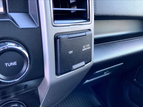 Used 2018 Ford F150 Lariat AWD/4WD image 32