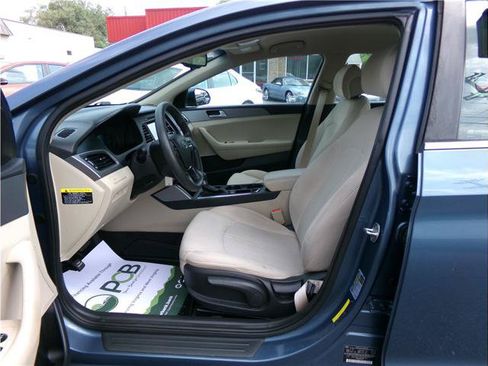 Used 2016 Hyundai Sonata SE FWD image 3