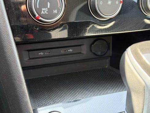 Used 2025 Volkswagen Taos S FWD image 26