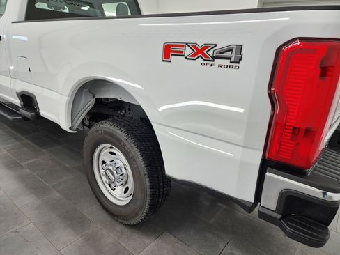 Used 2024 Ford F350 XL w/ FX4 Off-Road Package image 29