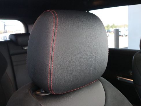 Used 2021 Mercedes-Benz GLB 35 AMG 4MATIC image 47