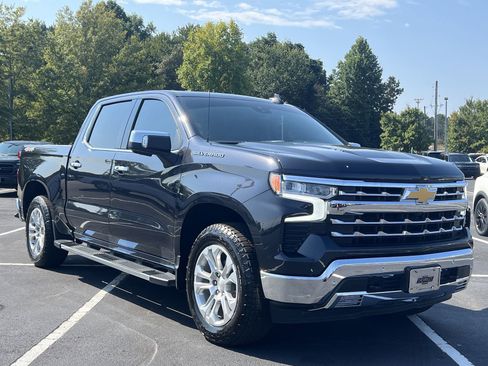 Used 2024 Chevrolet Silverado 1500 LTZ w/ LTZ Convenience Package II image 33