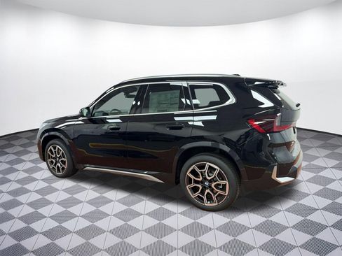 Used 2026 BMW X1 xDrive28i w/ Technology Package AWD/4WD image 3