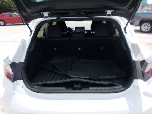 Used 2022 Toyota Corolla SE image 9