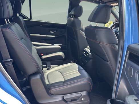 Certified 2024 Honda Pilot TrailSport image 18