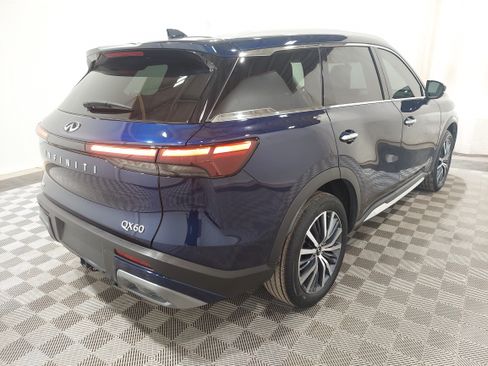 Used 2024 INFINITI QX60 Sensory AWD/4WD image 3