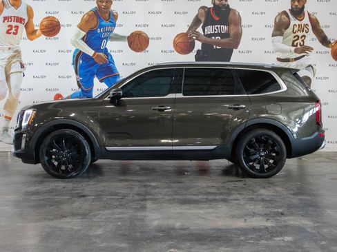 Used 2020 Kia Telluride S image 17