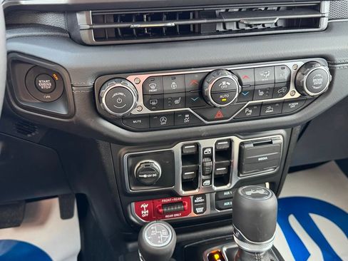 New 2026 Jeep Wrangler Unlimited Rubicon image 24