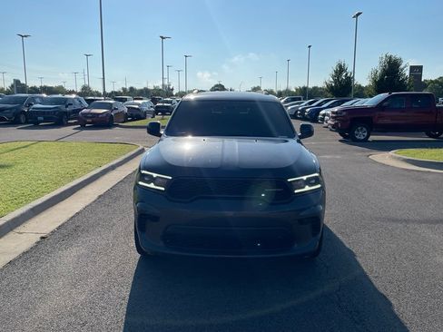 Used 2024 Dodge Durango GT w/ Blacktop Package AWD/4WD image 2