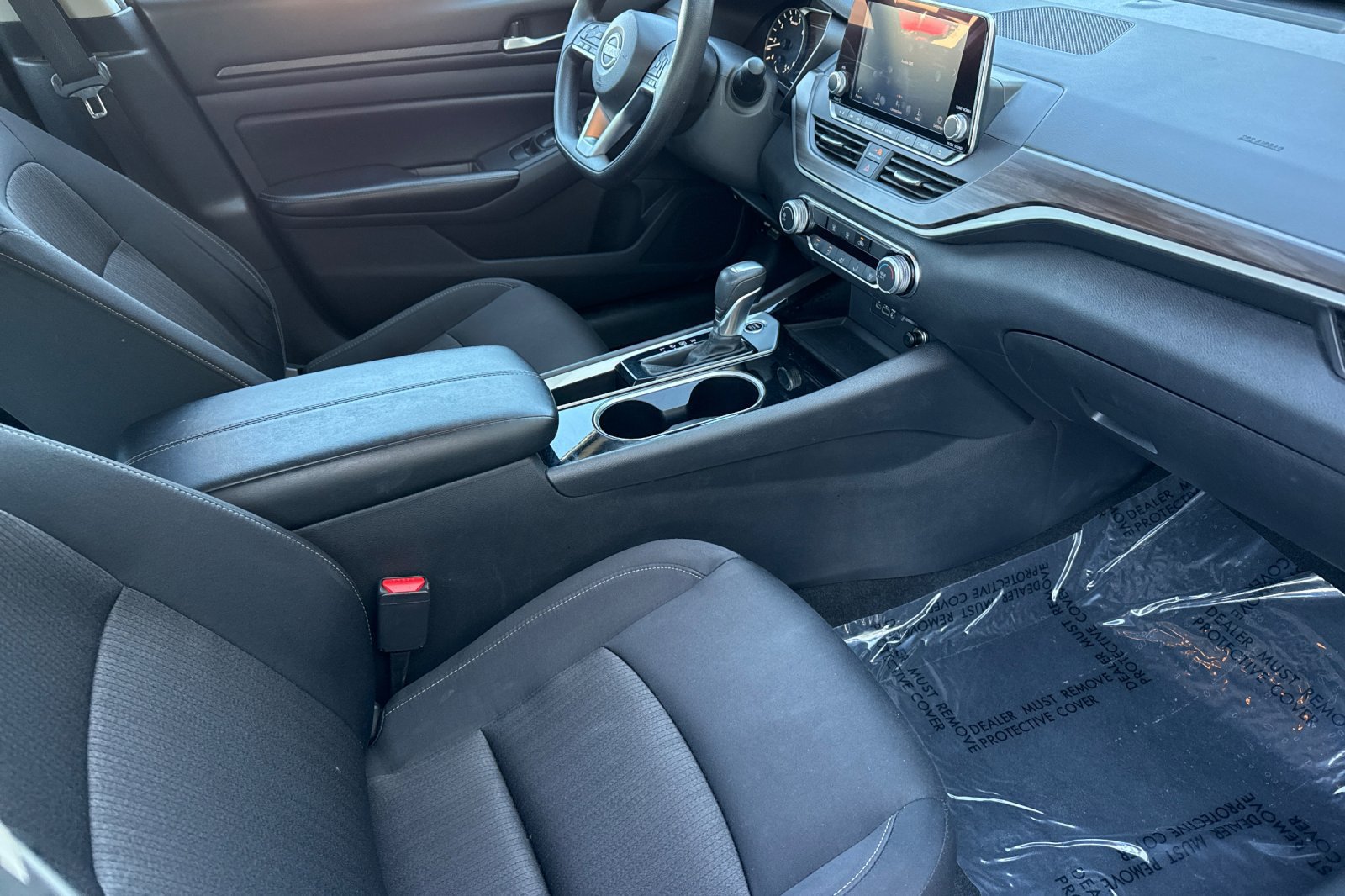Certified 2024 Nissan Altima 2.5 SV FWD image 19