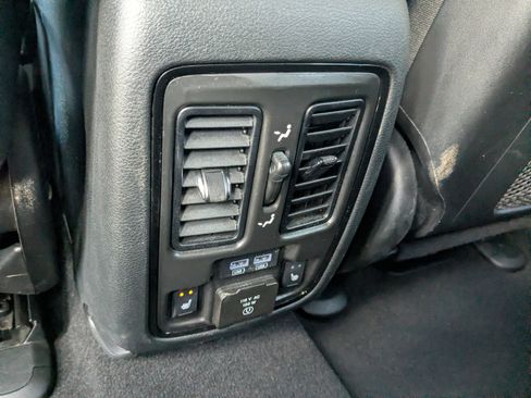 Used 2025 Dodge Durango GT image 17