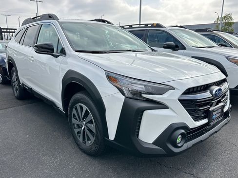 New 2025 Subaru Outback Premium image 2
