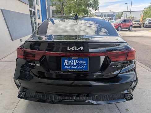 Used 2023 Kia Forte GT-Line w/ GT-Line Premium Package FWD image 5