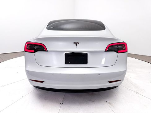 Used 2019 Tesla Model 3 Long Range RWD image 17
