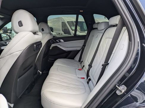 Used 2023 BMW X5 sDrive40i w/ M Sport Package RWD image 15